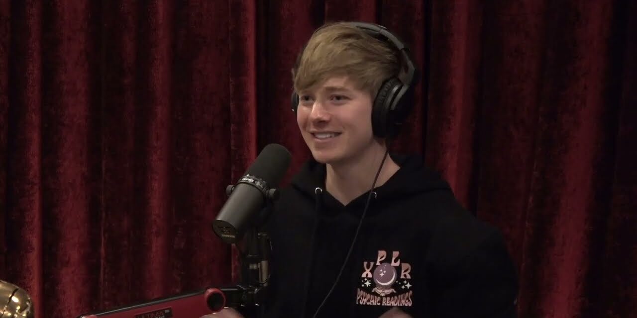 Joe Rogan Experience #1922 – Sam & Colby