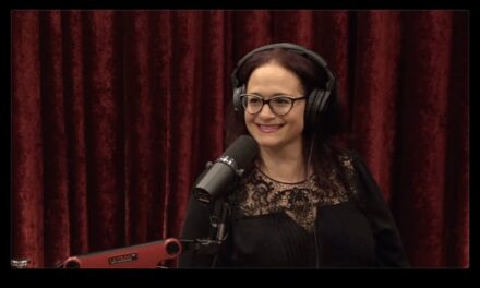 Joe Rogan Experience #2227 – Adrienne Iapalucci