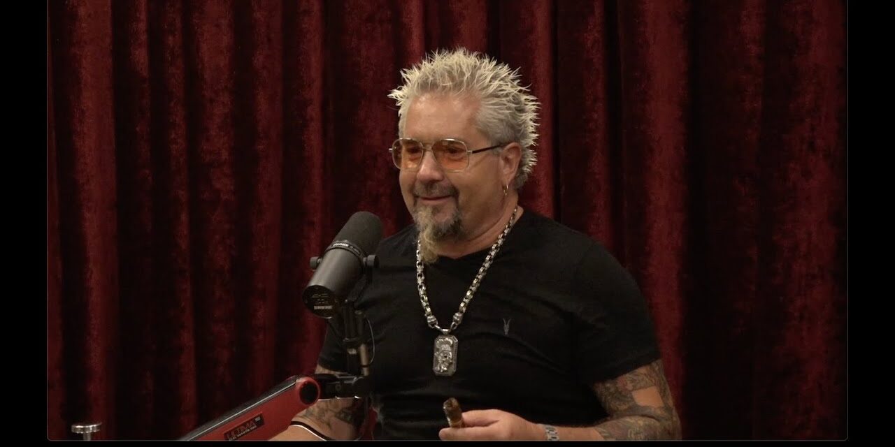 Joe Rogan Experience #2323 – Guy Fieri