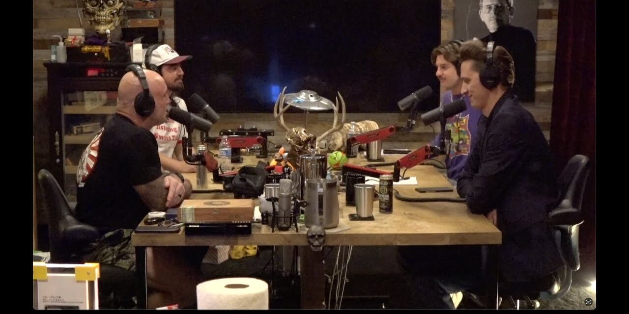 Joe Rogan Experience #2386 – The Red Clay Strays