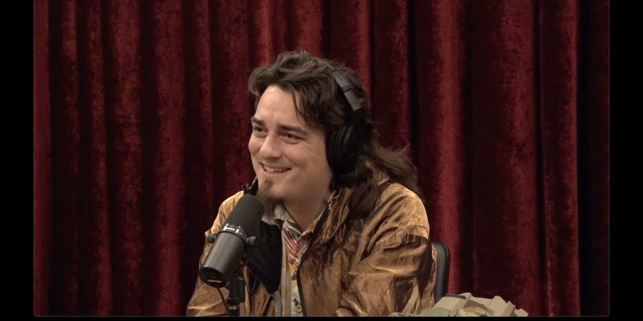 Joe Rogan Experience #2394 – Palmer Luckey