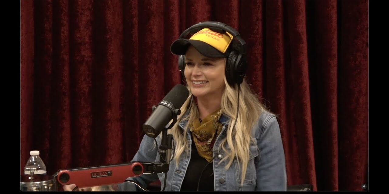 Joe Rogan Experience #2402 – Miranda Lambert