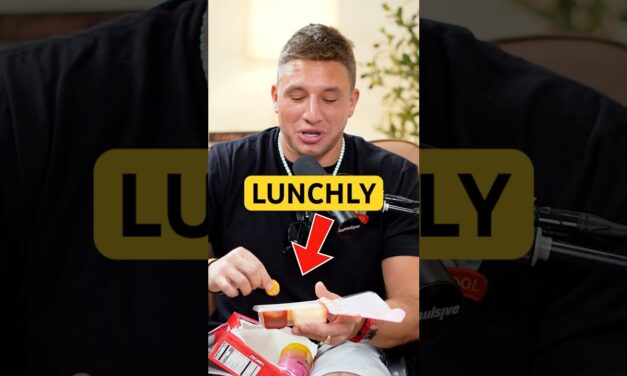 SteveWillDoIt Tries LUNCHLY 👀🧀