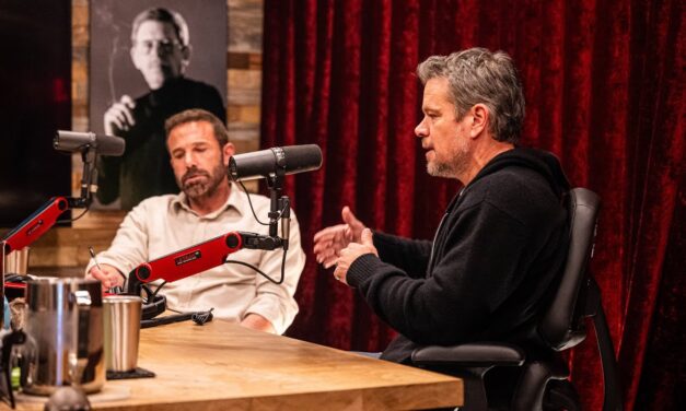 Joe Rogan Experience #2440 – Matt Damon & Ben Affleck