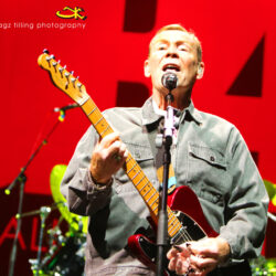 UB40 - TIDAL WAVE